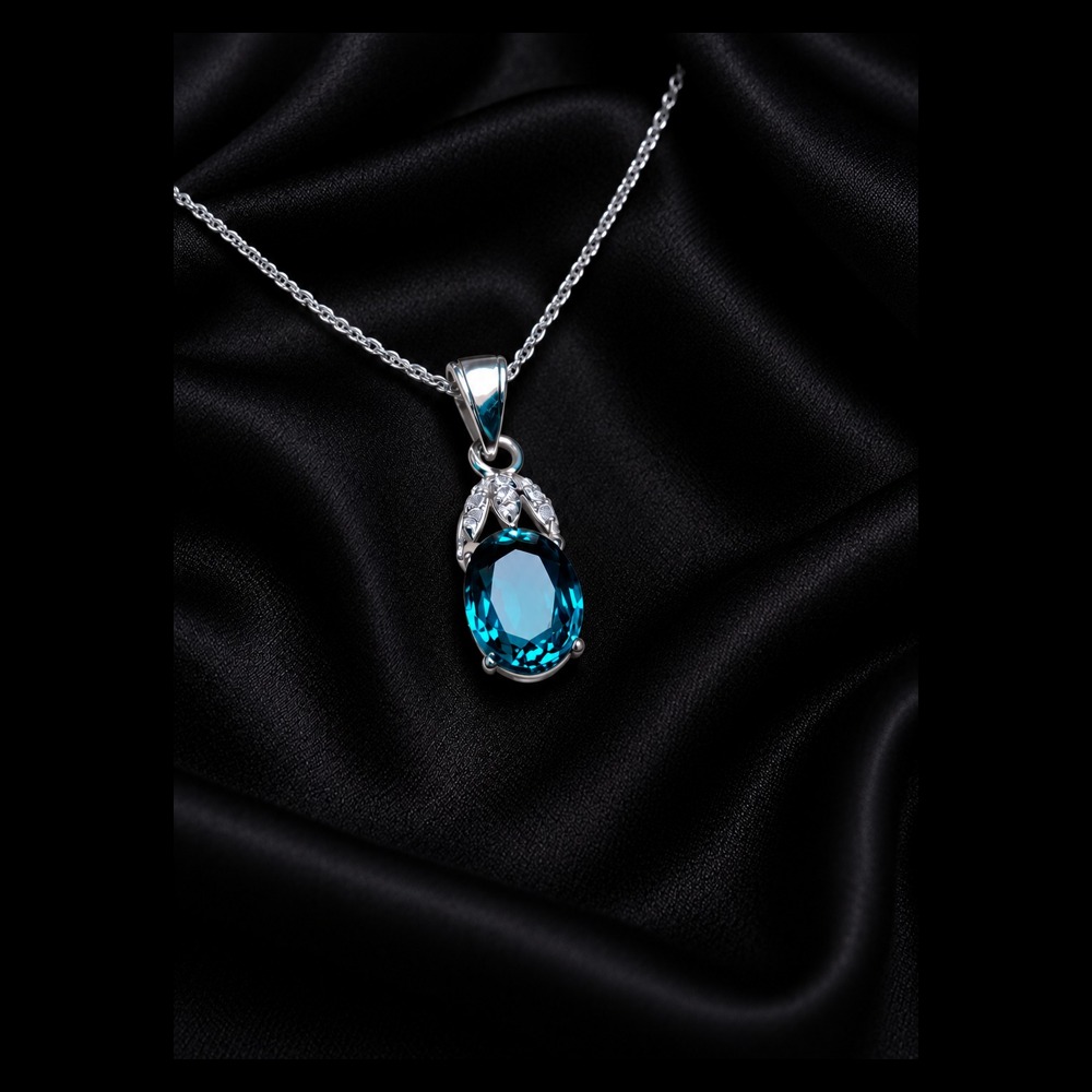Lagoon Aquamarine Pendant